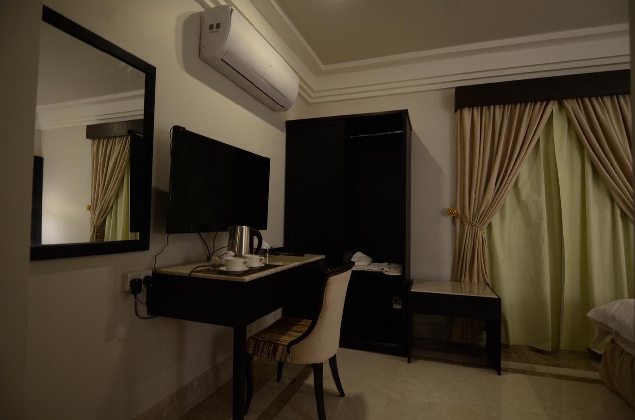 Al Joory Suites Hotel Khafji Екстер'єр фото