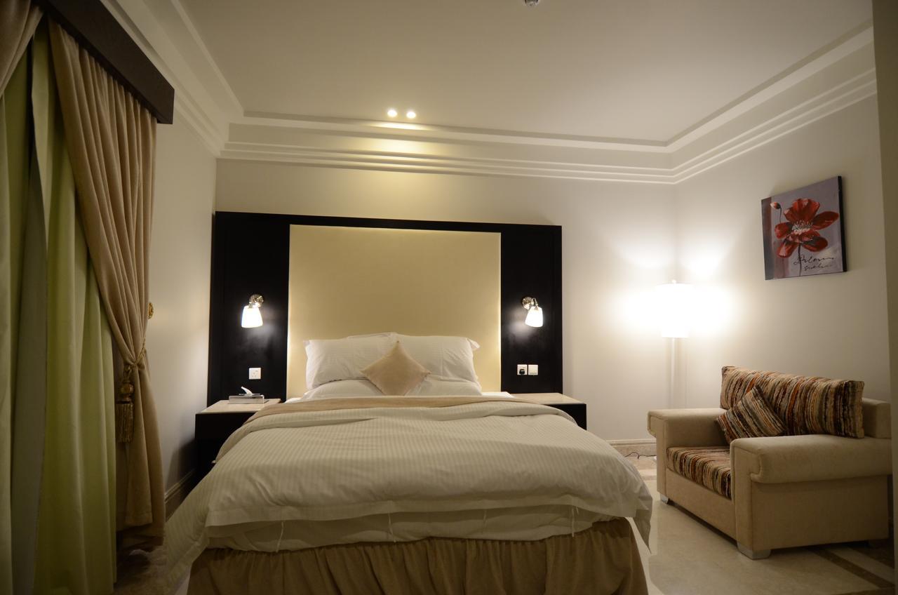 Al Joory Suites Hotel Khafji Екстер'єр фото