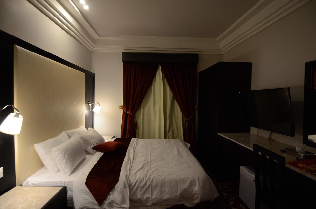 Al Joory Suites Hotel Khafji Екстер'єр фото